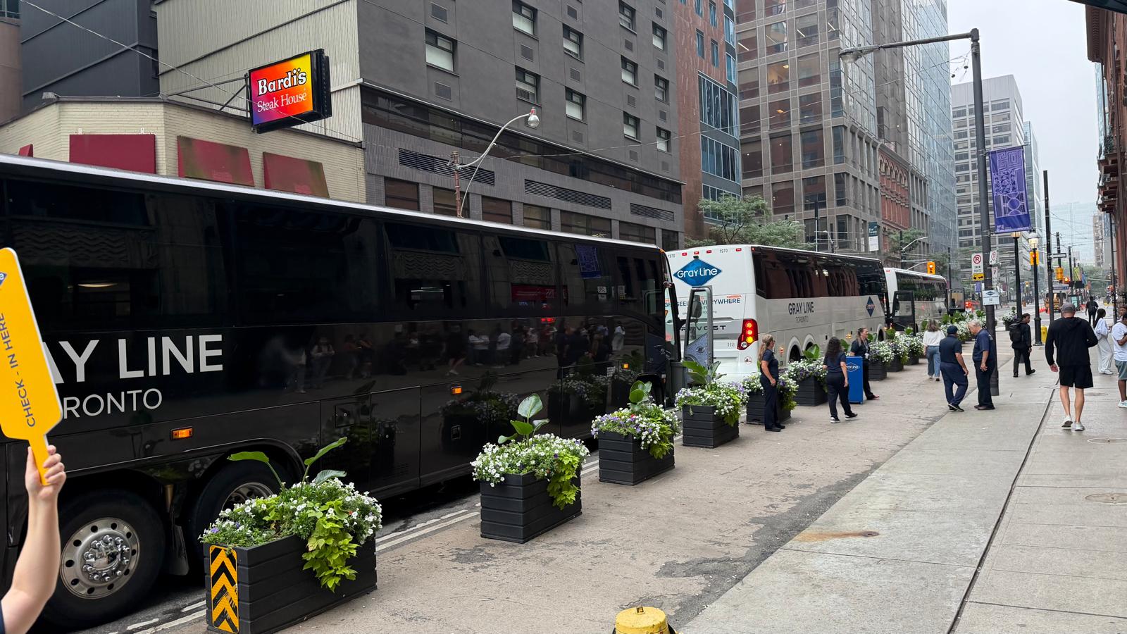 Gray Line tours to Niagara Falls